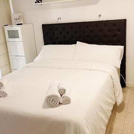 Accogliente Loft A 8 Min Dal Duomo Appartement Milaan Buitenkant foto